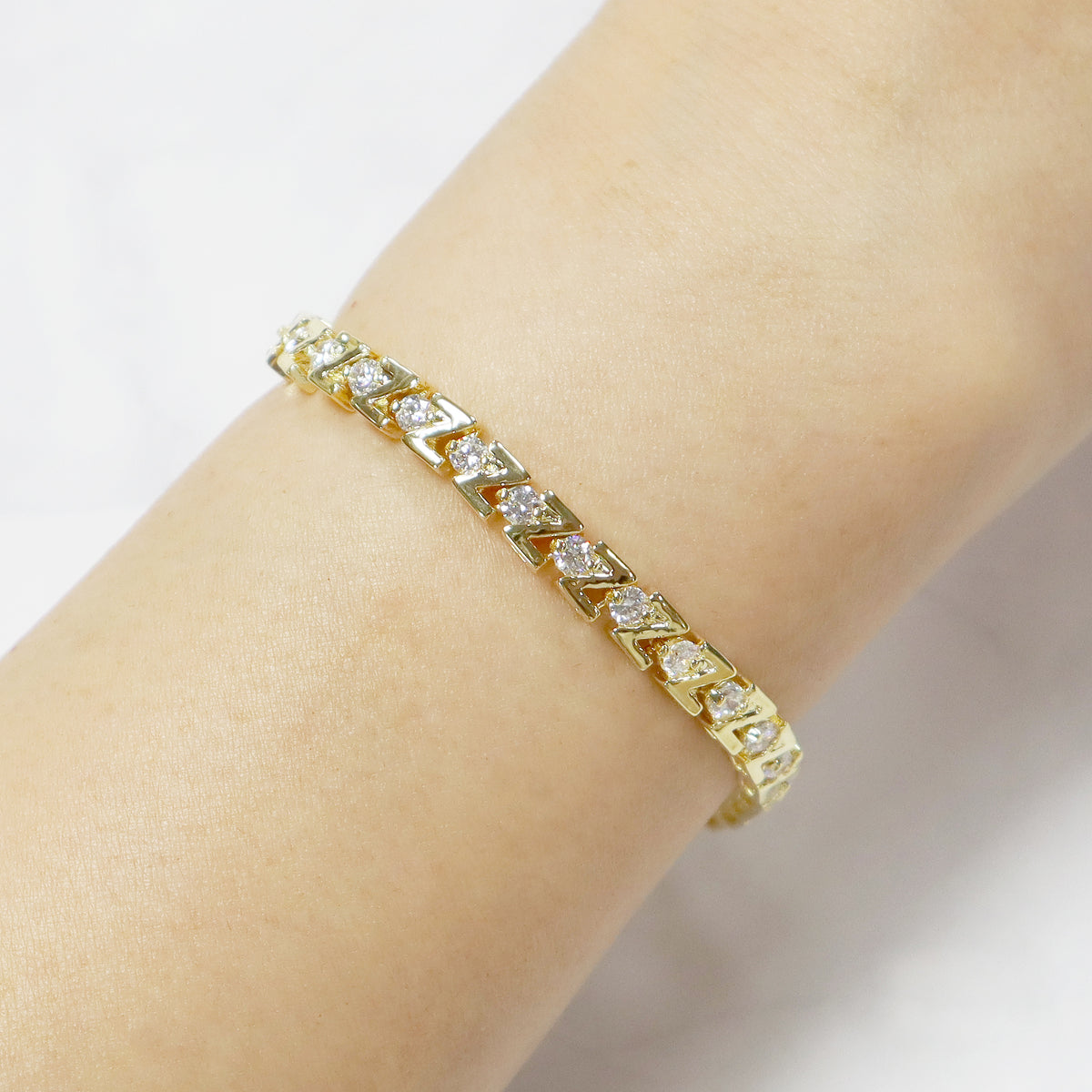 Women's Z-line Gold Cubic Zirconia Tennis Bracelet 7.5